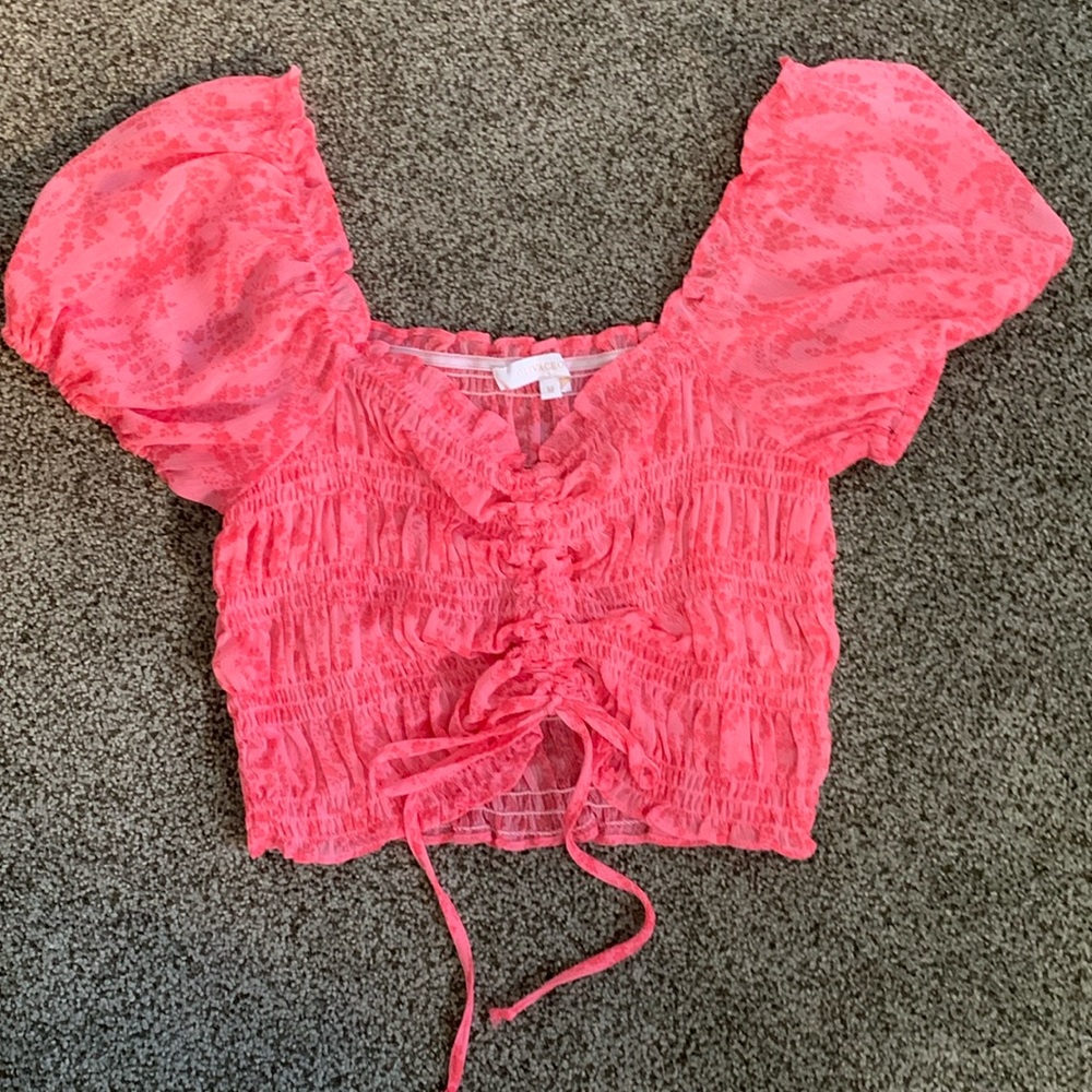 pink crop top